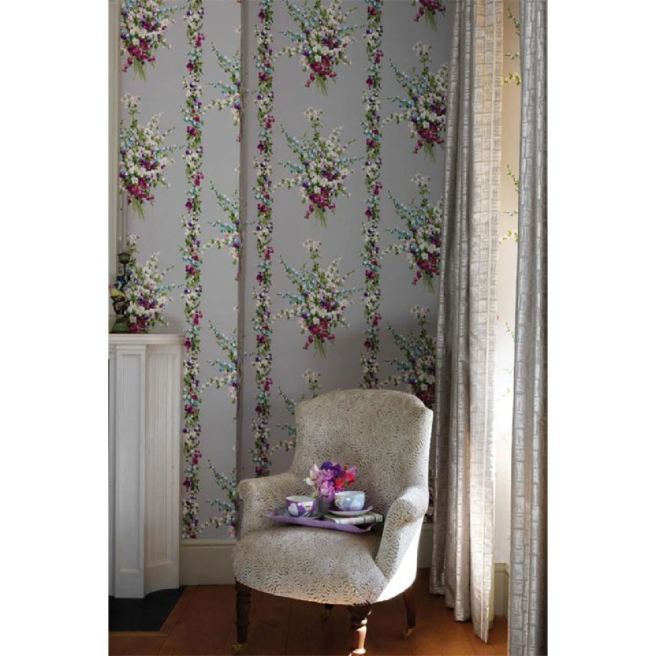 NCW4184-04 Cathay Suzhou Wallpaper By Nina Campbell 2 NCW4184-04 Cathay Suzhou Wallpaper By Nina Campbell - Image 2